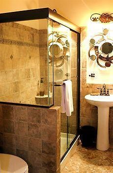 Pure Nuphoria Bed & Breakfast Нэшнл-Харбор Экстерьер фото