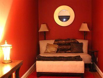 Pure Nuphoria Bed & Breakfast Нэшнл-Харбор Экстерьер фото